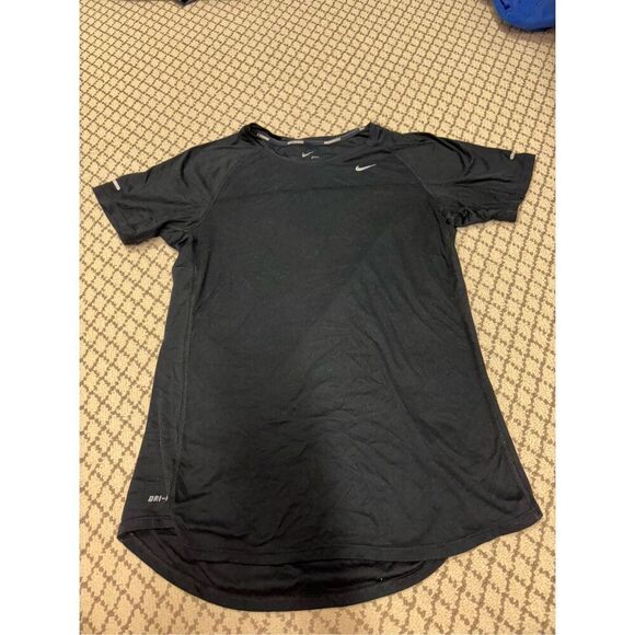 Nike running women’s DriFit tee size medium - Picture 1 of 4